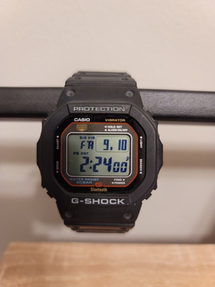 G-Shock Watch With Bluetooth