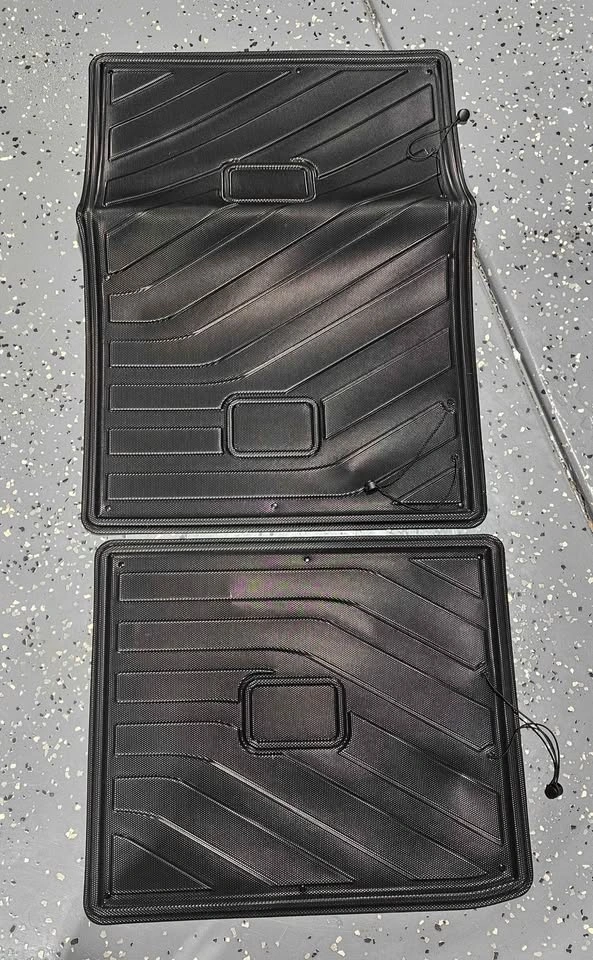 Floor Mats for Ford Expedition/Max/Limited (2nd Row Bucket) - photo 2