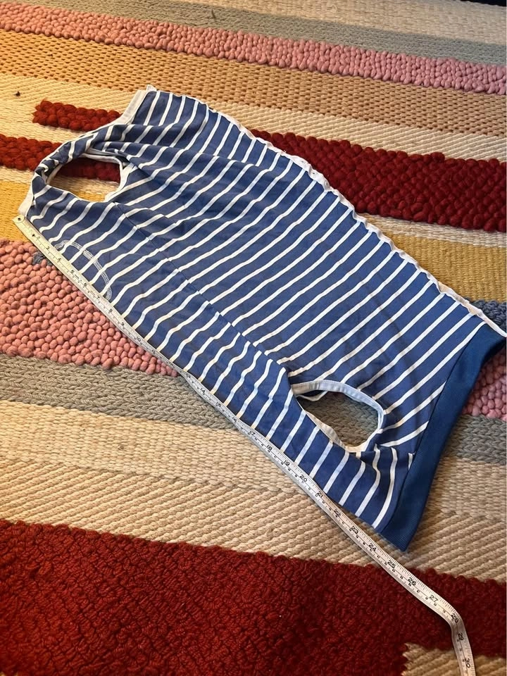 Dog recovery suit - photo 2