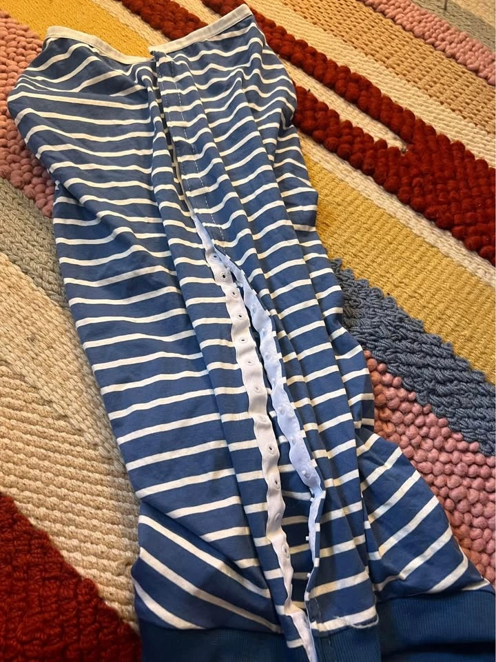 Dog recovery suit - photo 4