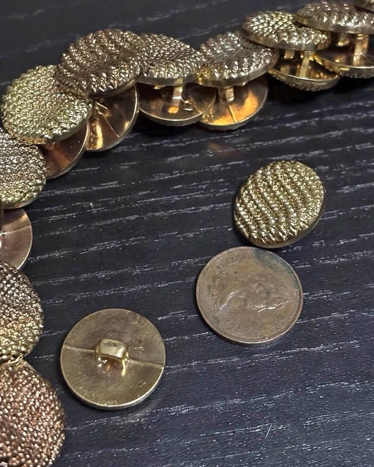 Lot of gold tone buttons