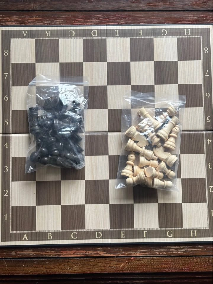 Classic Games chess set wood tone - photo 3