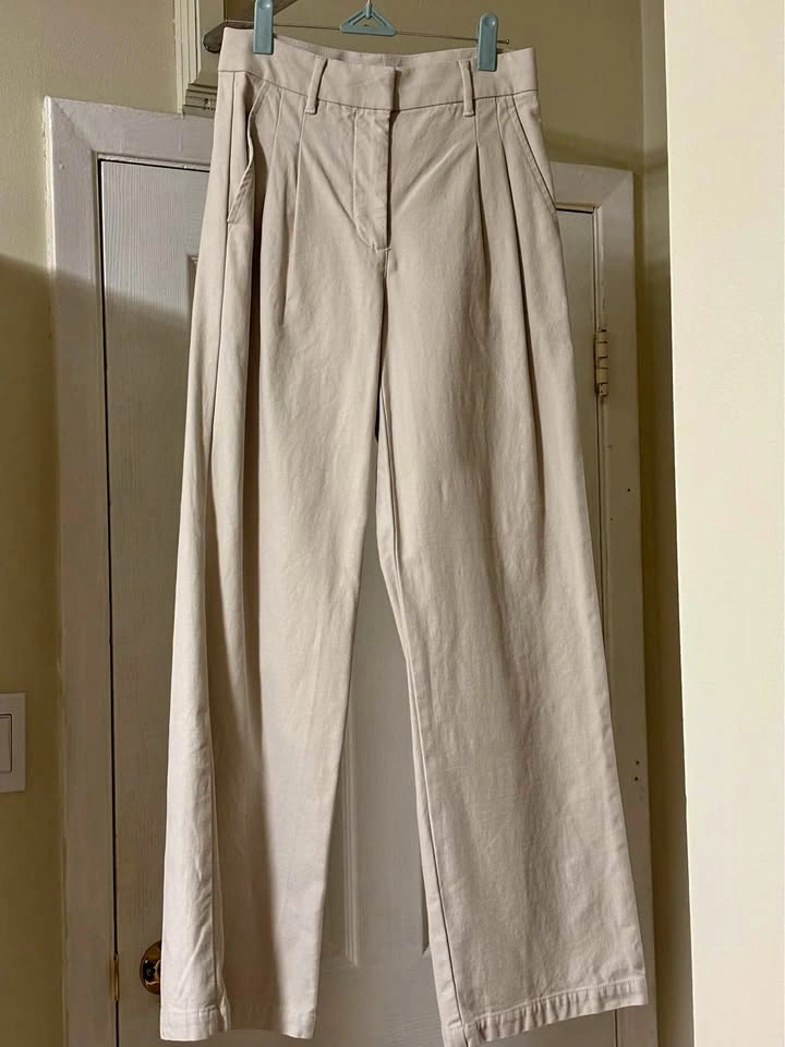 Aritzia Wilfred Free Pleated Wide Leg White Pants Size 0
