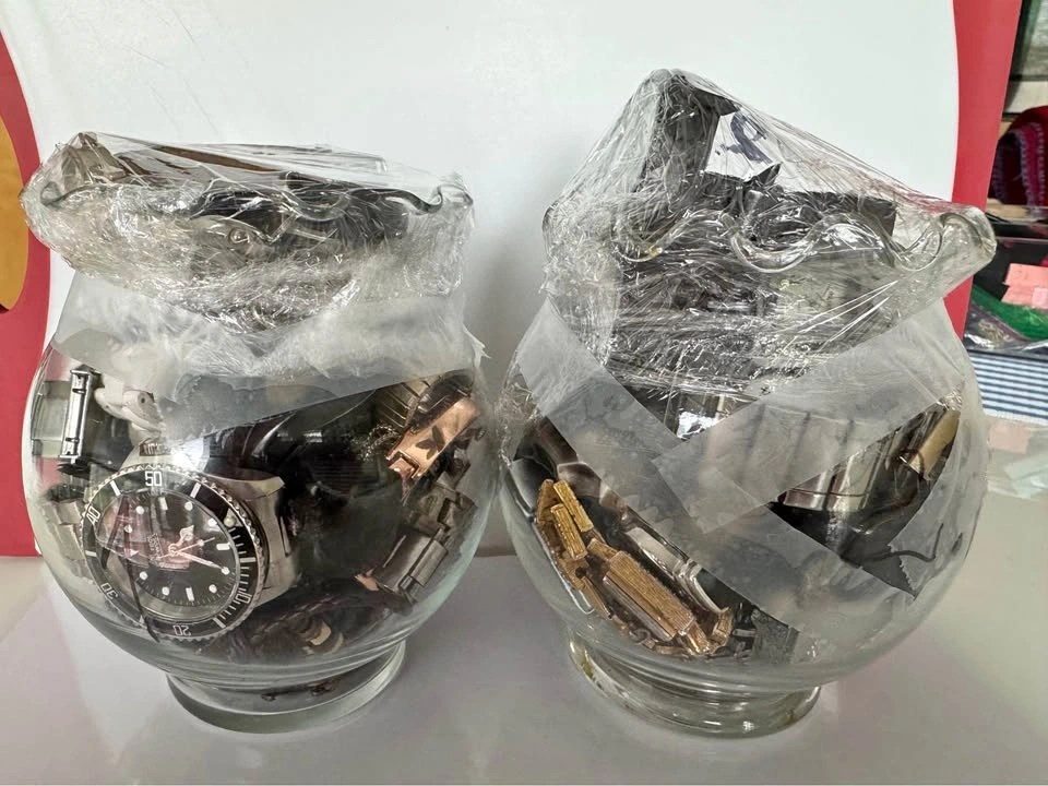 2x Mystery Watch Jars - Includes Diver Watch, Stainless, Gold To