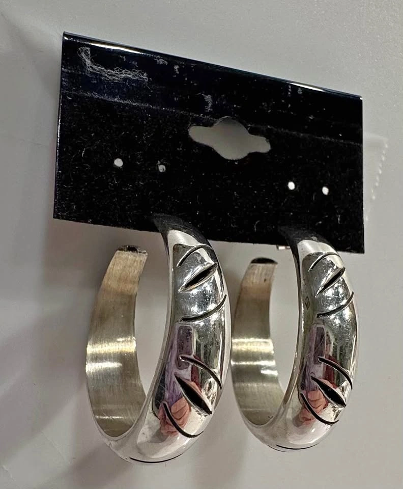 Vintage Sterling Silver 925 Ribbed Hoop Earrings