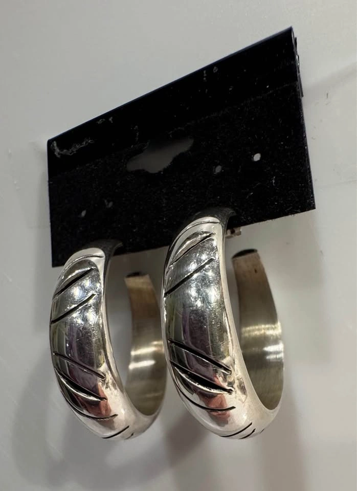 Vintage Sterling Silver 925 Ribbed Hoop Earrings - photo 3