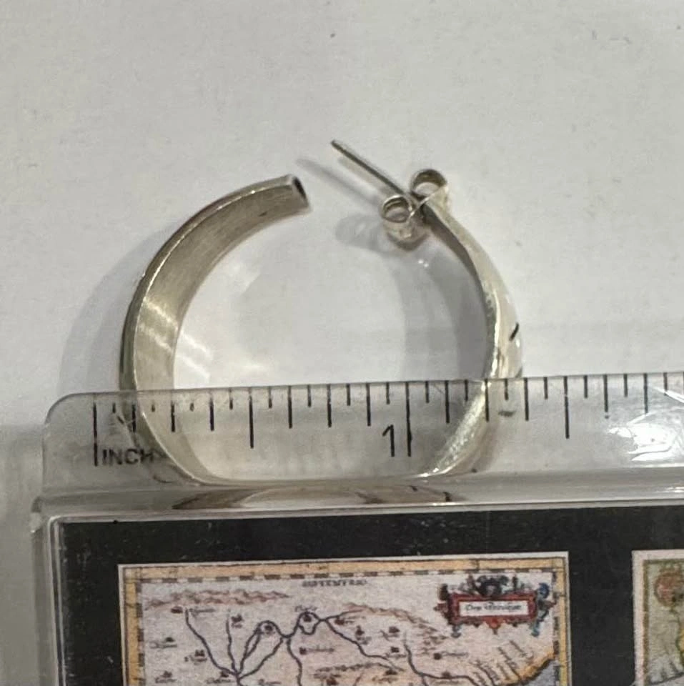 Vintage Sterling Silver 925 Ribbed Hoop Earrings - photo 4
