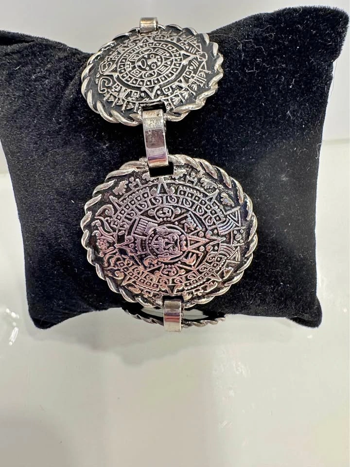 Vintage Silver-Plated Aztec Calendar Medallion Link Bracelet