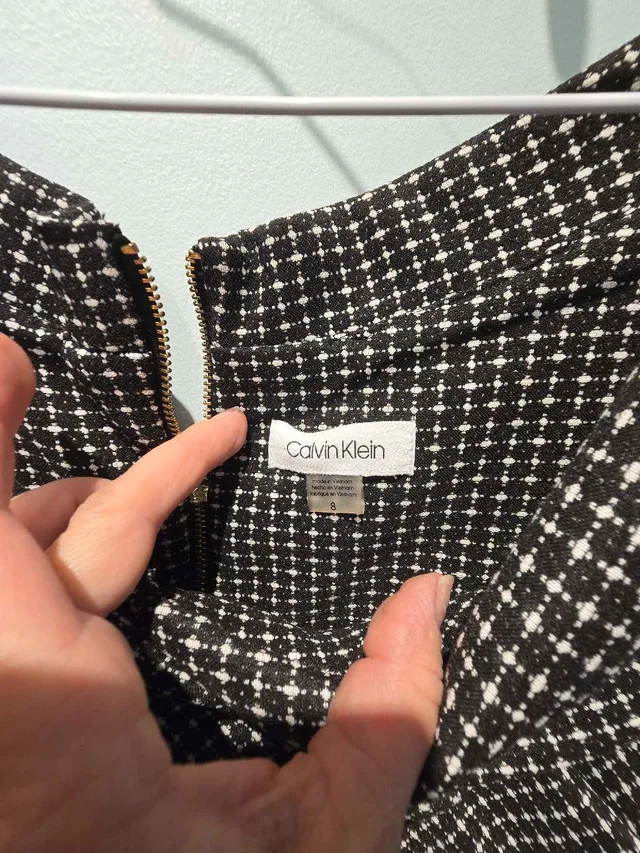 Calvin Clain elegant dress image indicator(4)