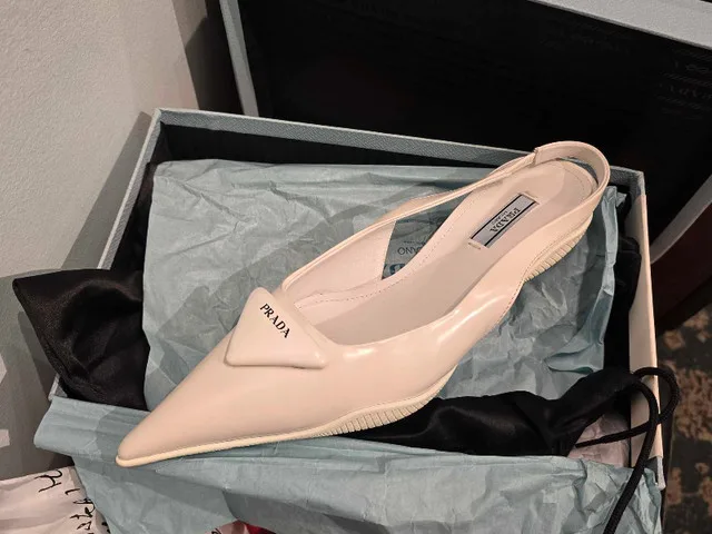 Prada shoes thumbnail