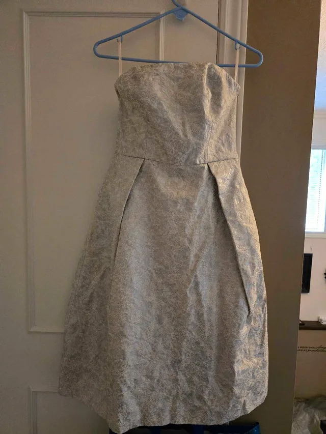 24 Fifth Dress image indicator(3)