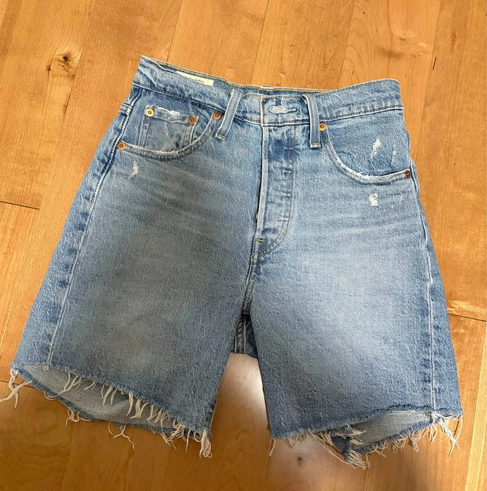 Levis 501 shorts