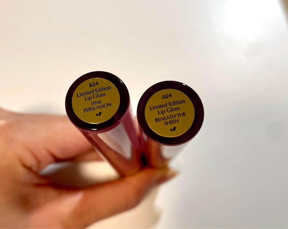 Estée Lauder lip gloss color - pink persuasion & beneath the she - photo 2