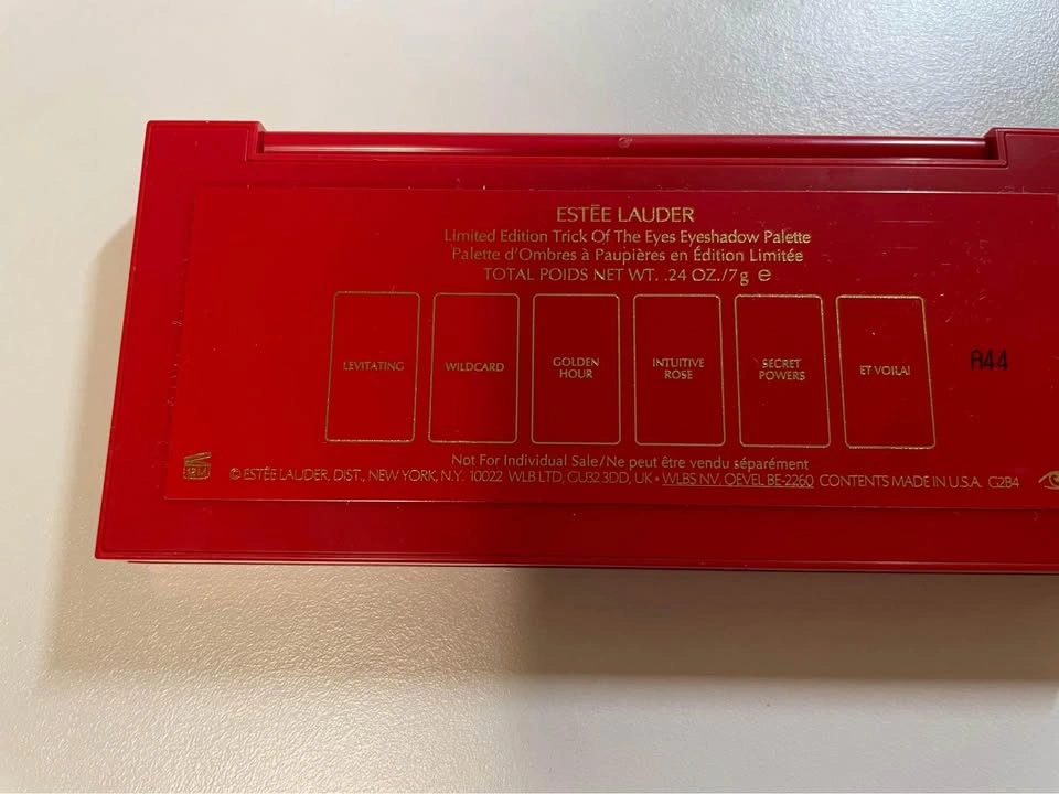 Brand new Estée Lauder eyeshadow palette Trick Of The Eyes - photo 4