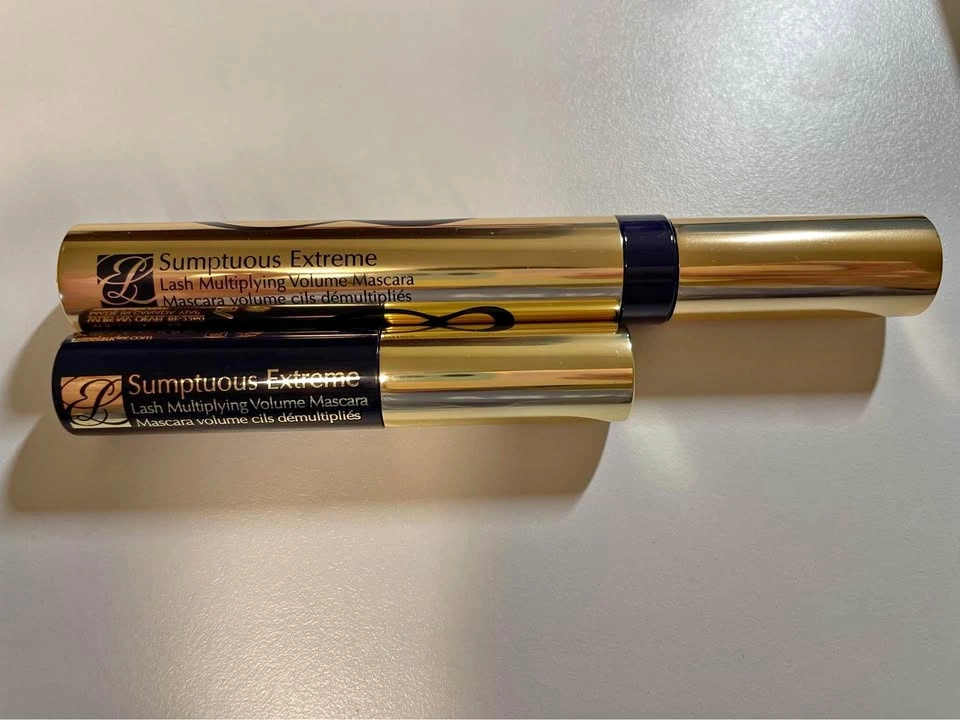 Estée Lauder volume mascara full size only
