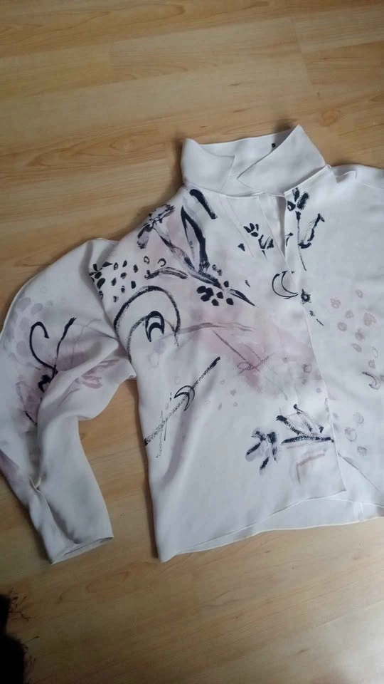 Babaton white long sleeve abstract floral patterned blouse - photo 3