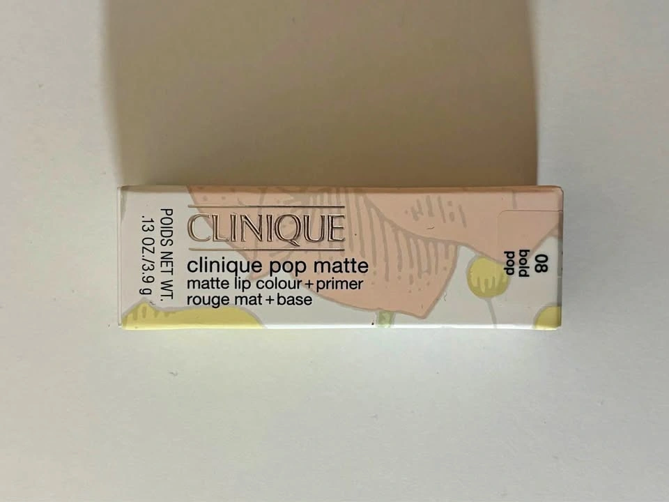 Clinique lipstick 08 bold pop NEW
