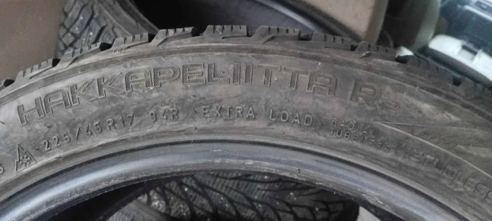 Nokian Hakkapeliitta R-2 225/45R17 All season tires - photo 3