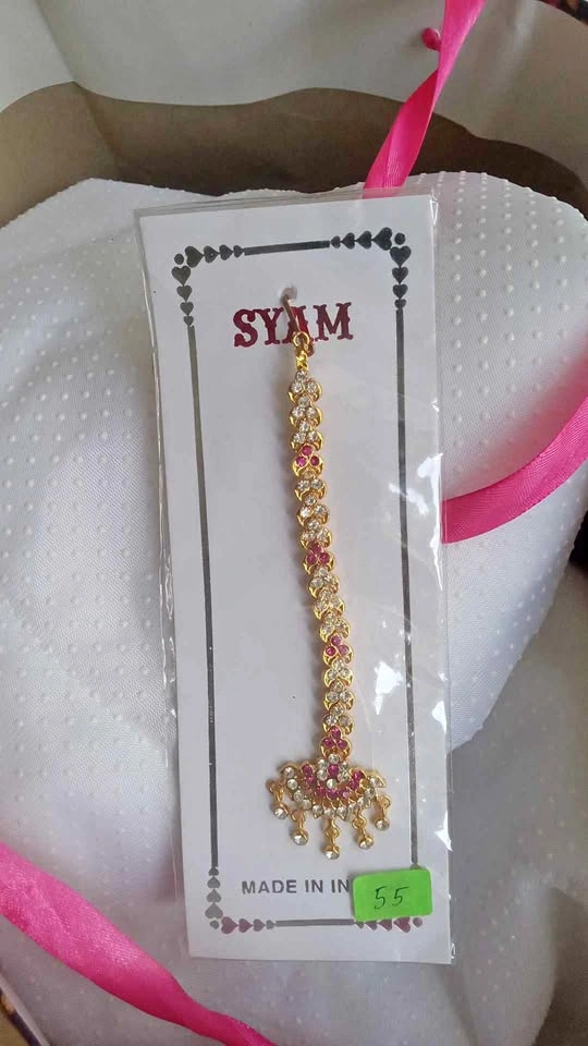 SYAM Gold-toned Rhinestone Maang Tikka