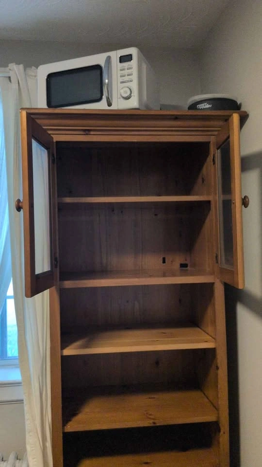 Solid Wood Kitchen Storage Cabinet / Pantry – Great Condition - photo 3