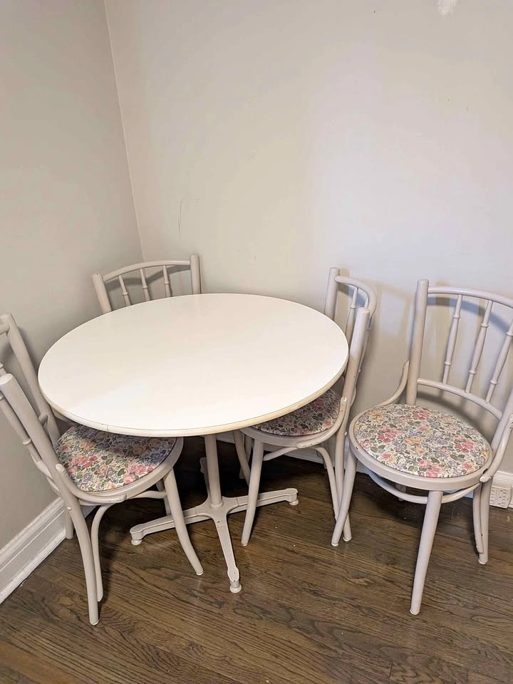 4-Chair Dining Set – Table + 4 Chairs