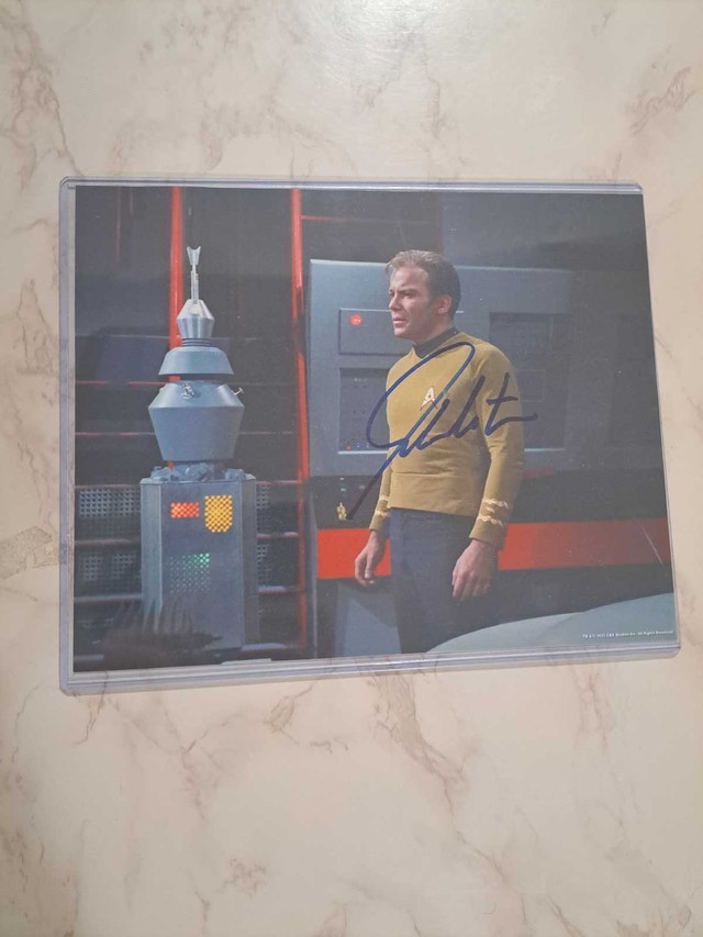 William Shatner Captain Kirk Signed 8x10 Photo