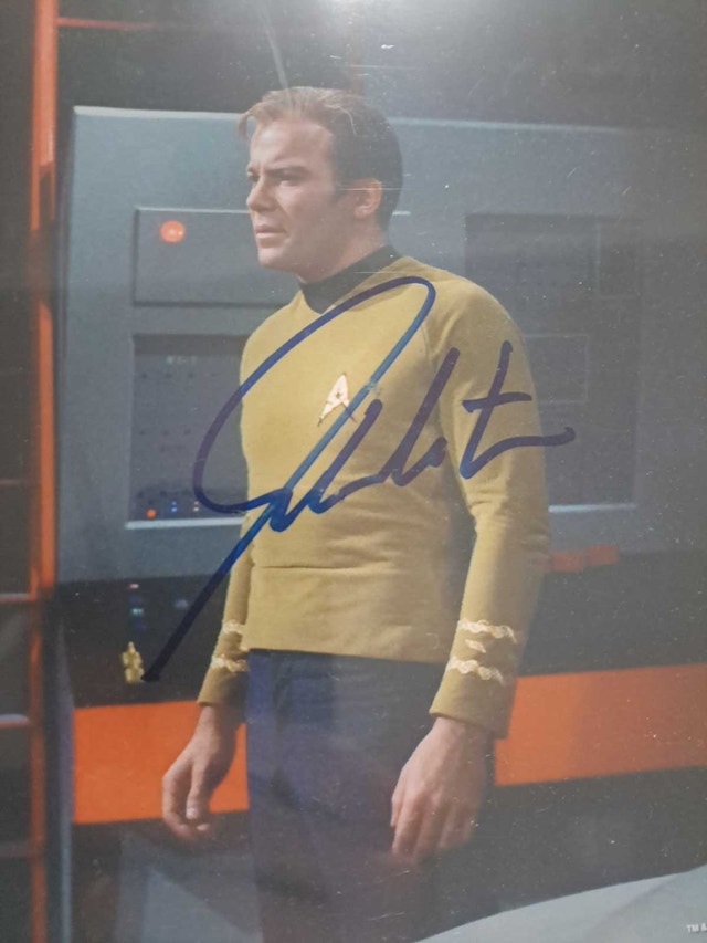 William Shatner Captain Kirk Signed 8x10 Photo - photo 2