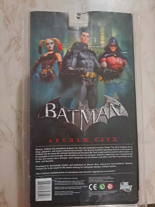 DC Direct Batman Arkham City Batman Infected Figure - photo 2