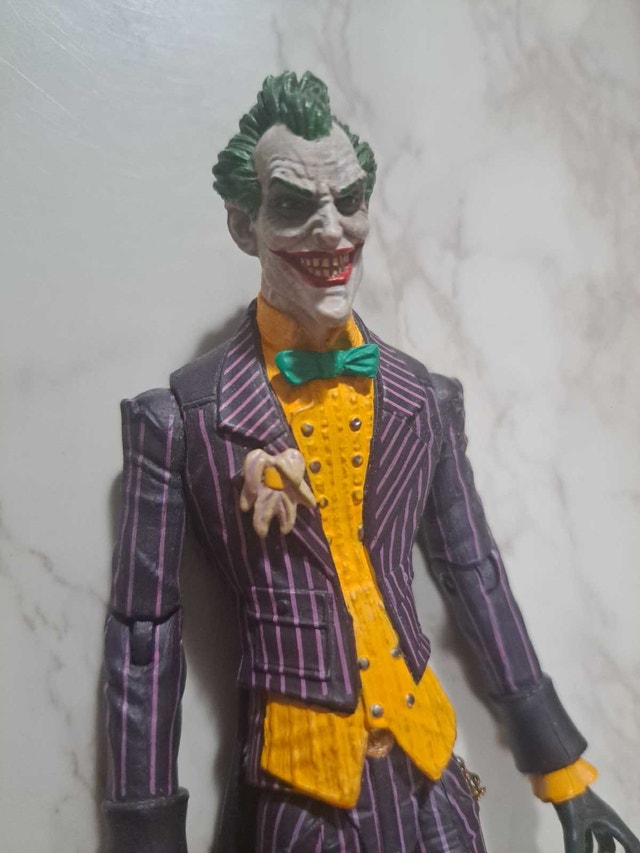 Batman Arkham Asylum Series 1 The Joker Figure - photo 2