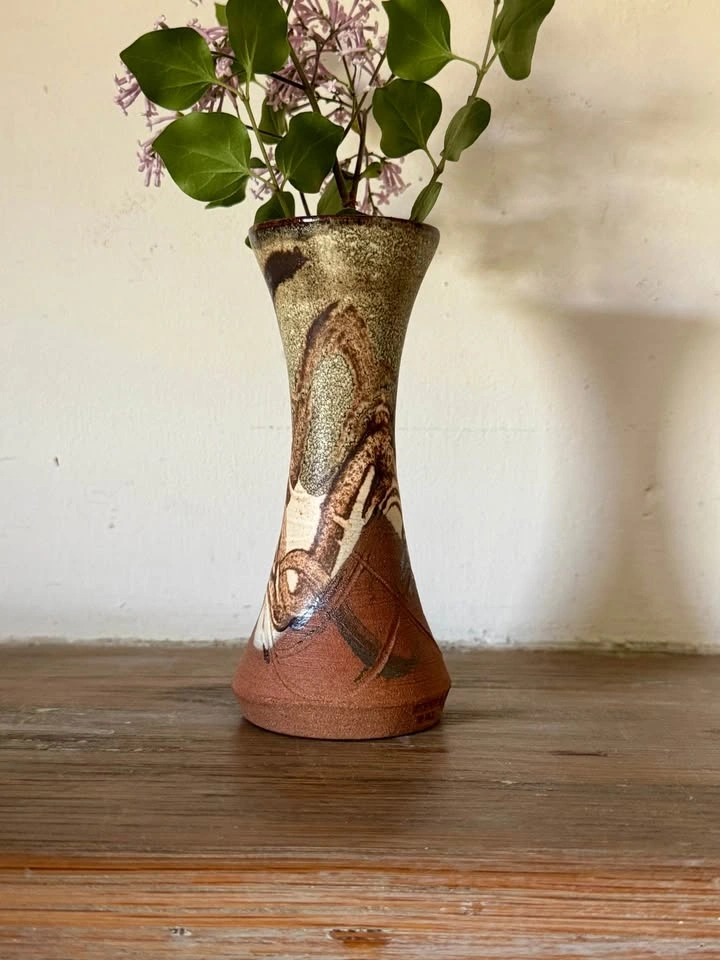 Vintage Barry Jeeves PEI Studio Pottery Vase - photo 2