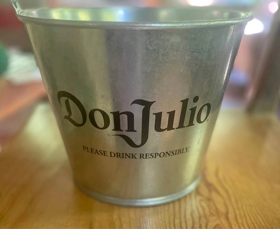 PARTY PROMO GALVANIZED METAL ICE BUCKET WITH WIRE HANDLE