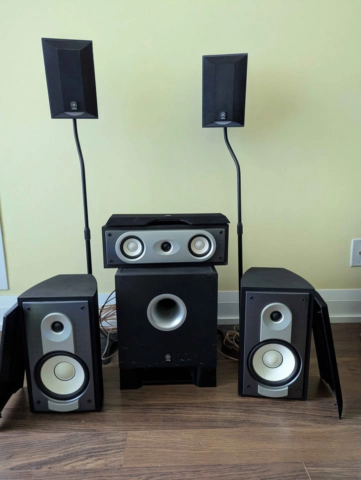 Yamaha 5.1 Home Theater Speakers & Powered Subwoofer Set - photo 2