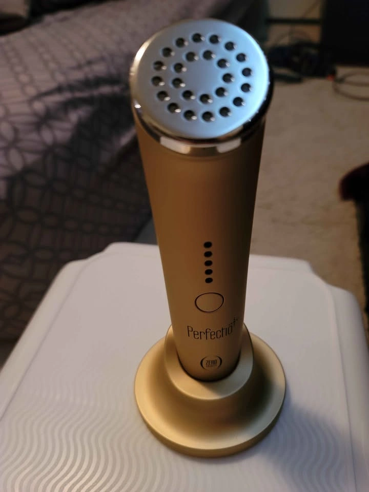 Perfectio+ Infrared Anti-Wrinkle Device by Zero Gravity Skin