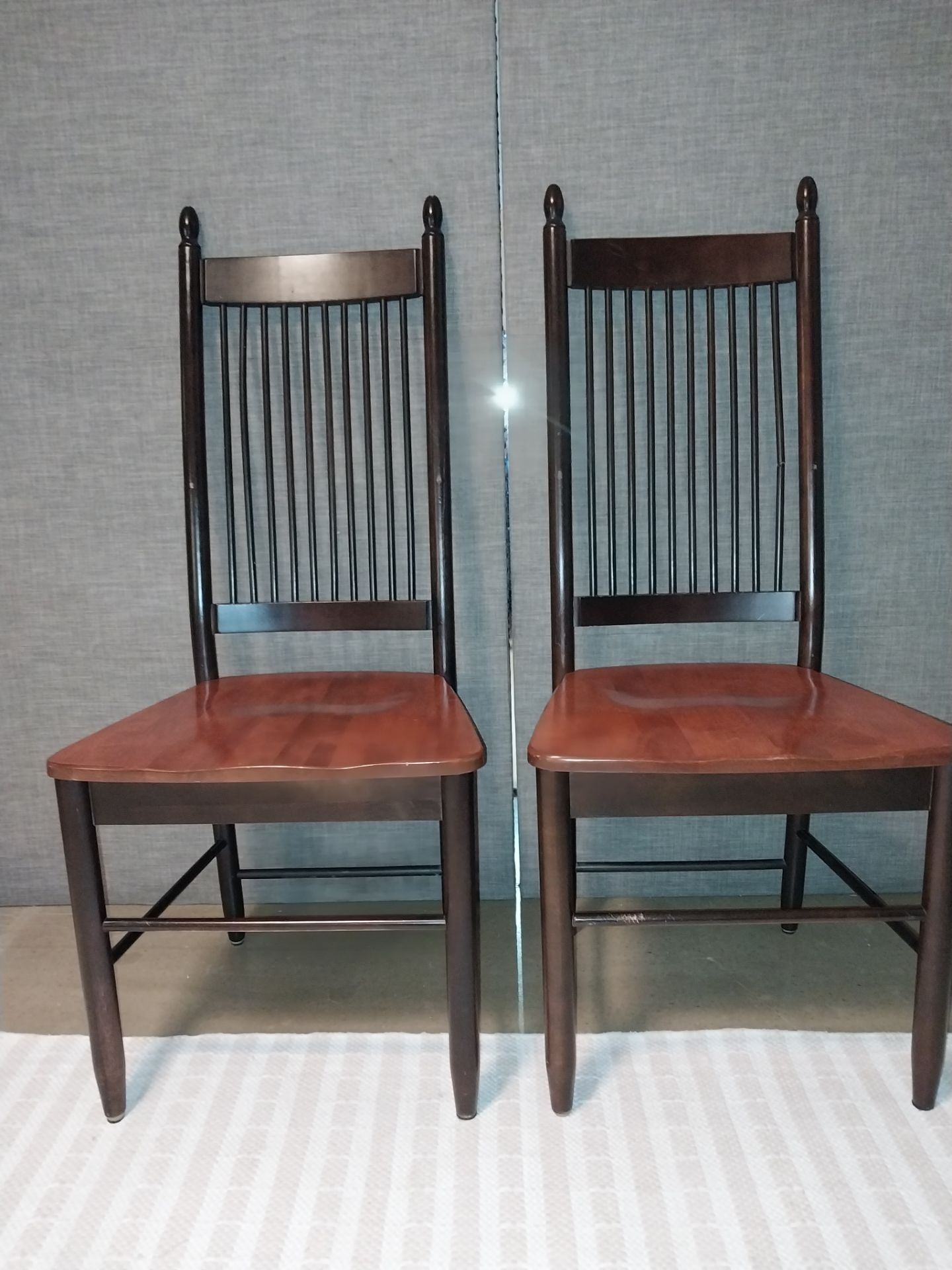 2 Solid Wood Chairs – Classic Sturdy Design - photo 2