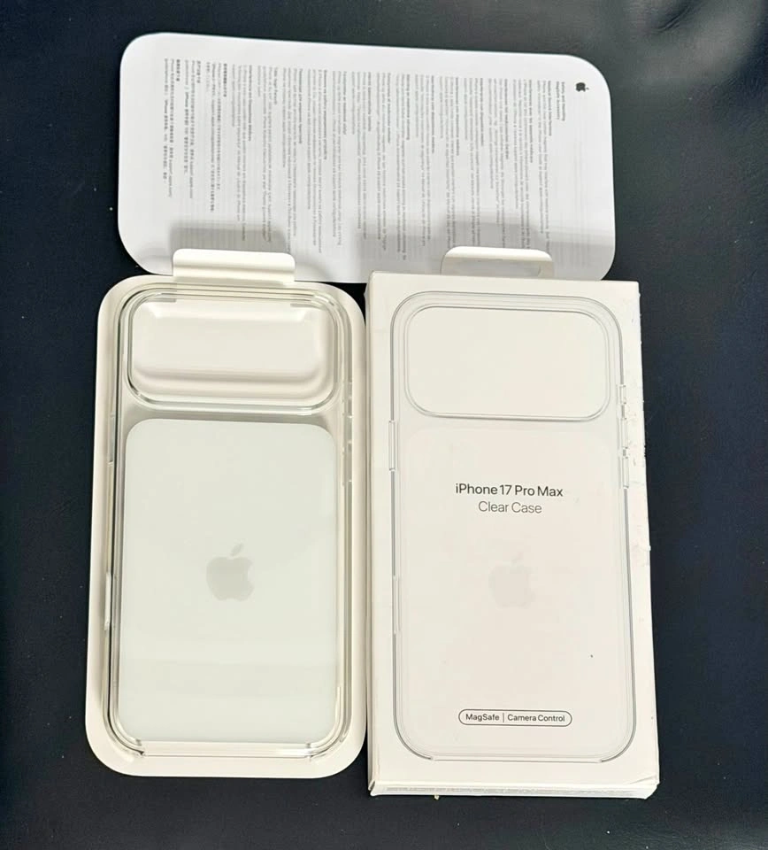 Brand New, Open Box Genuine Apple iPhone 17 Pro Max Clear Case