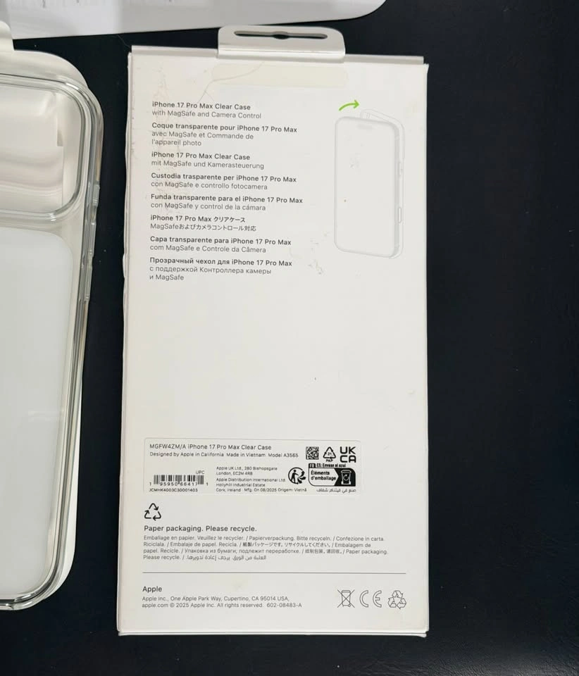 Brand New, Open Box Genuine Apple iPhone 17 Pro Max Clear Case - photo 3