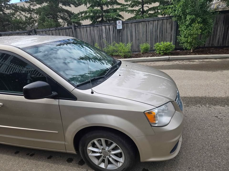 2014 Dodge Grand Caravan - photo 2