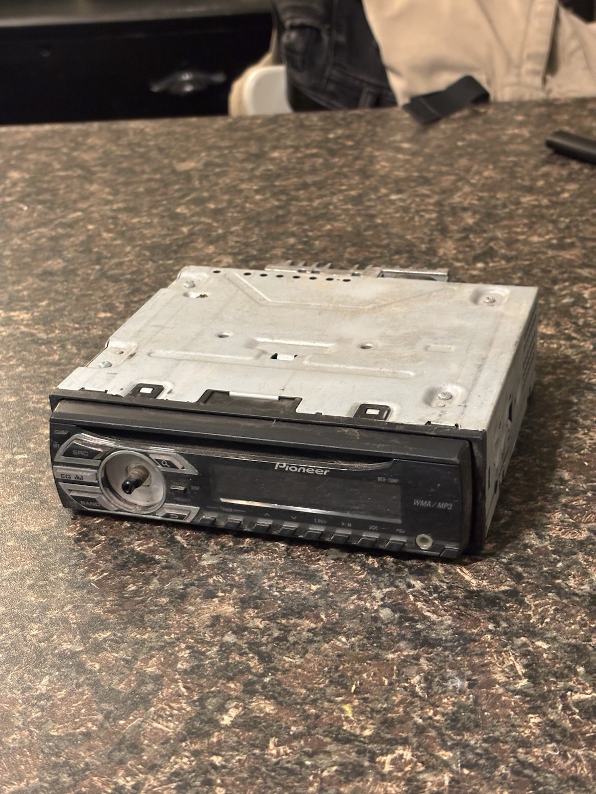 Pioneer Car Stereo DEH-15MP 2013 (Missing Turn Dial)