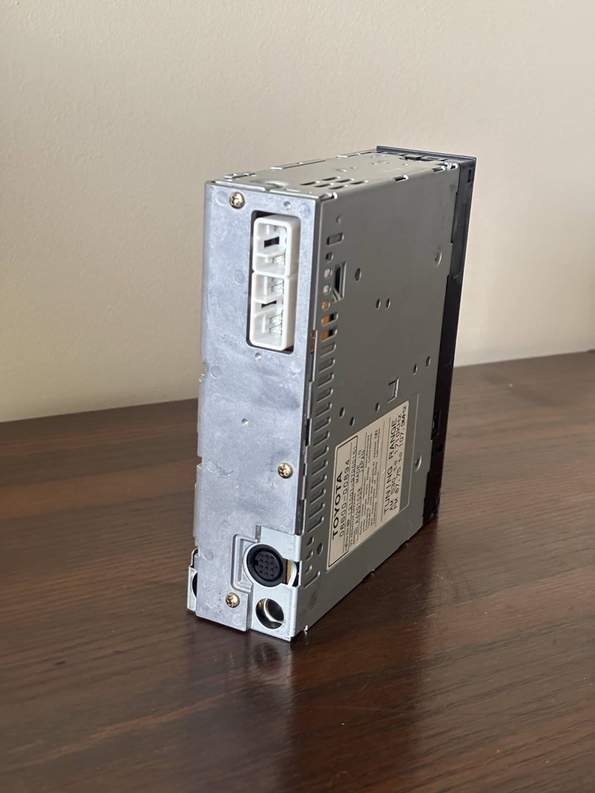 Toyota 08600-00894 AM/FM Receiver radio - photo 3