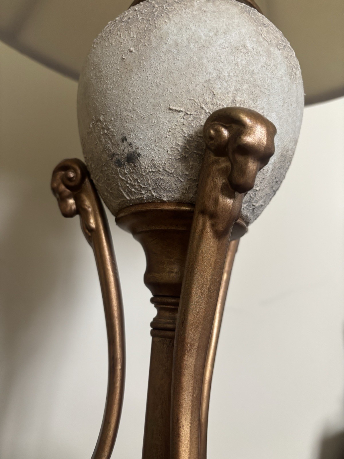 Vintage French Neoclassical Lamp Rams Head Bronzed Claw Feet - photo 3