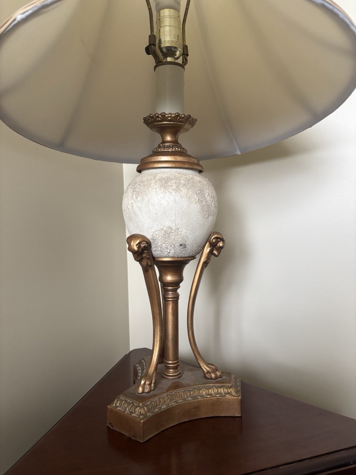 Vintage French Neoclassical Lamp Rams Head Bronzed Claw Feet - photo 4