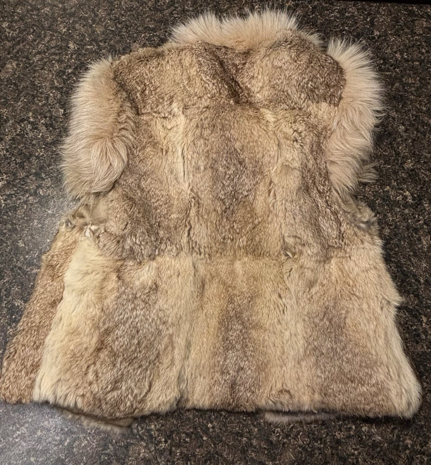 Luxury Vintage Authentic Rabbit Fur Vest - photo 2