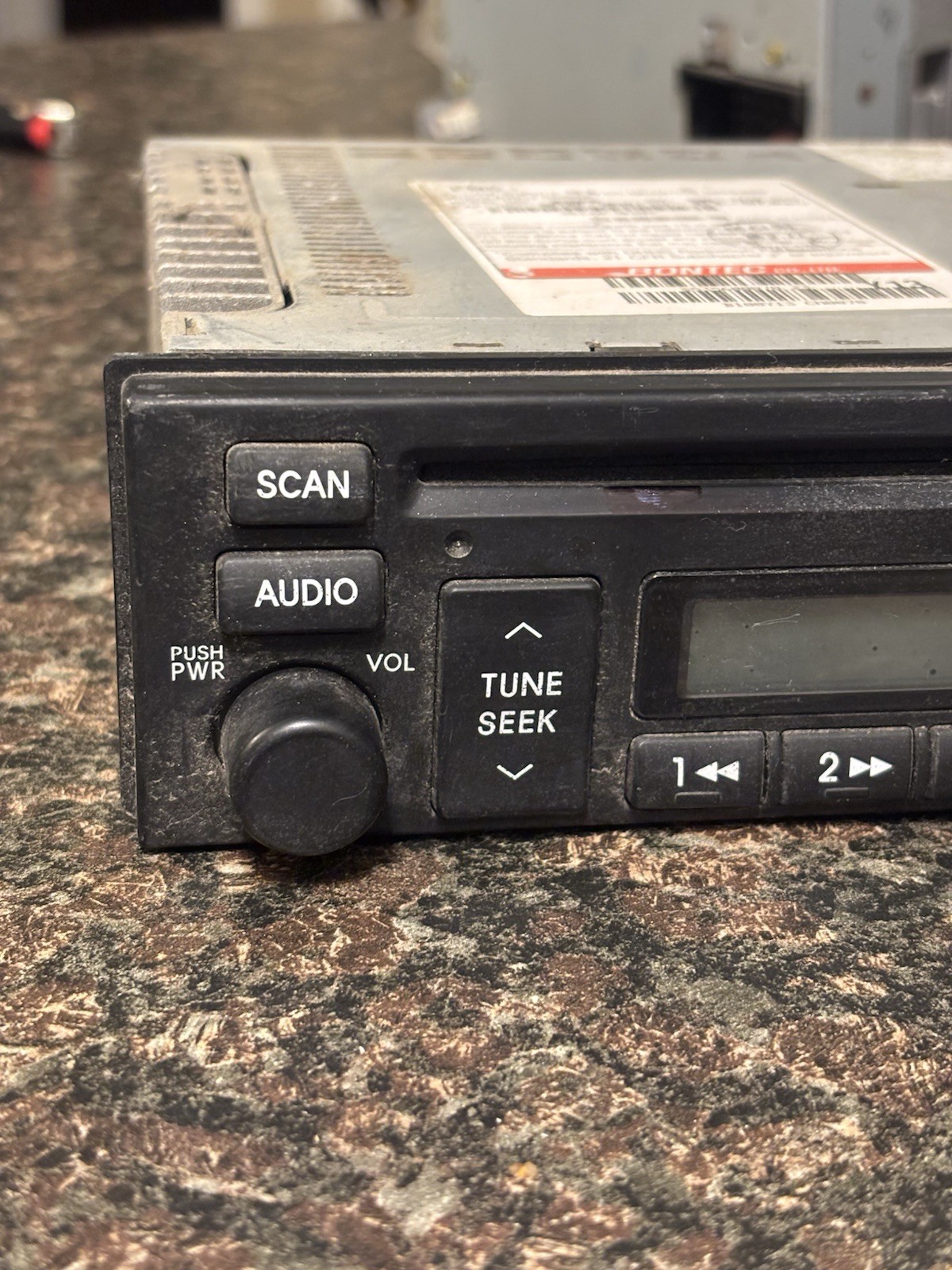 Kia 2003 - 2006 Factory AM FM Radio CD Player Receiver - photo 3