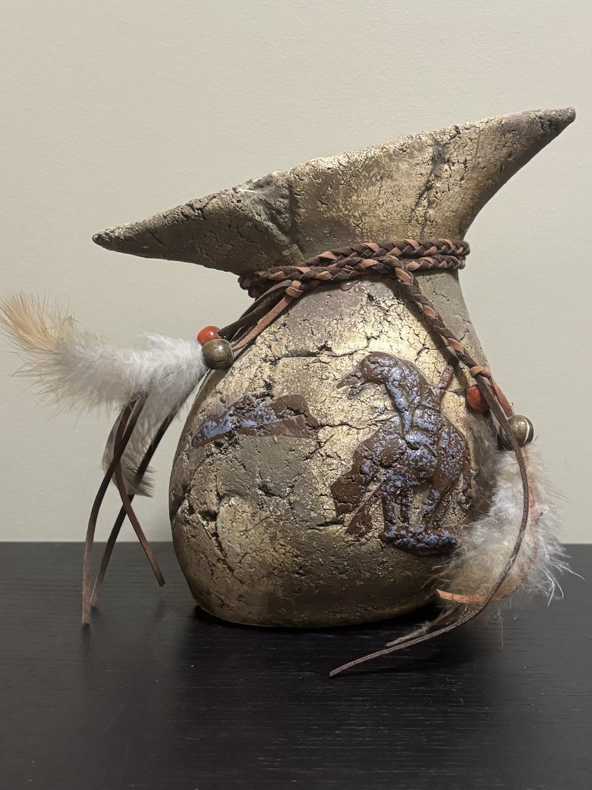 ANTIQUE NATIVE AMERICAN HAND MADE POTTERY VASE VERY RARE MUSEUM