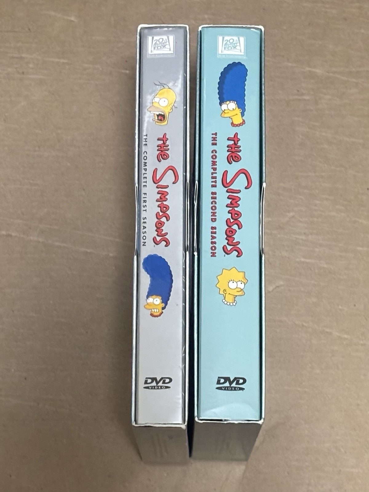 The Simpsons DVD Season 1 And 2 Collector's Edition - photo 4