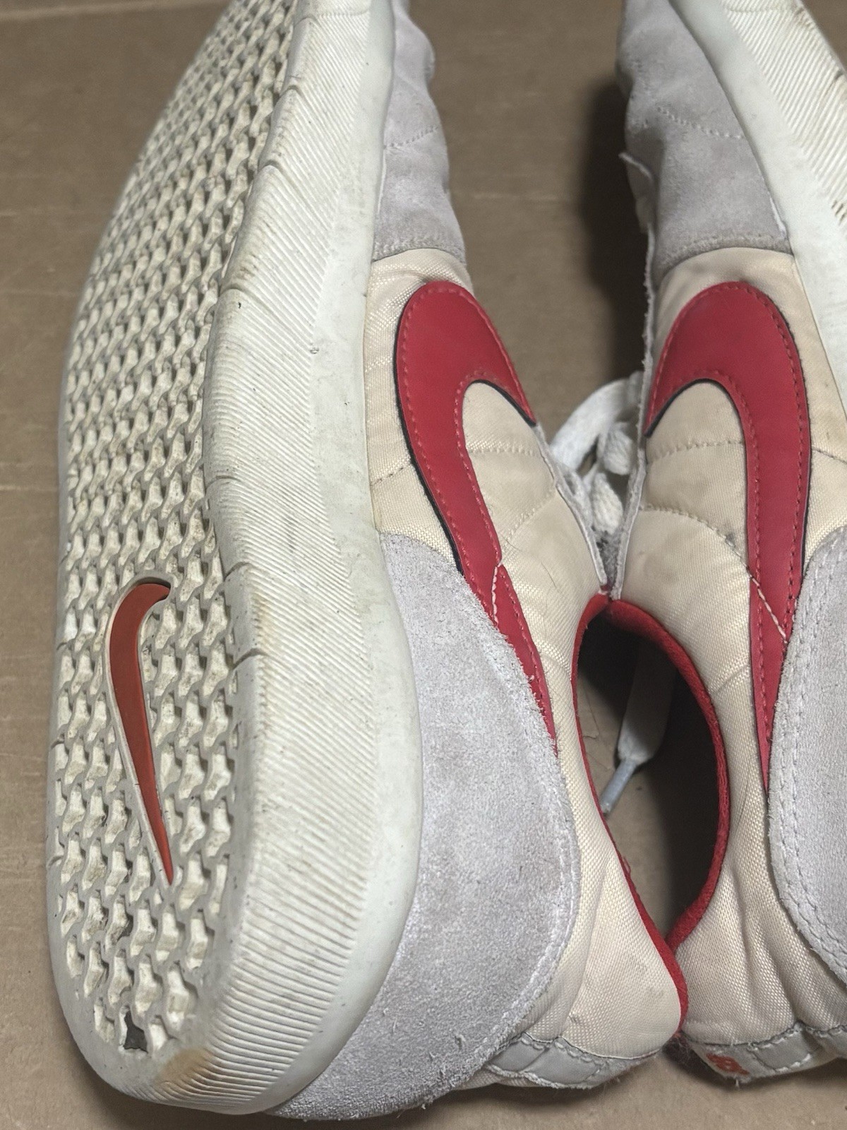 Nike Team Classic SB Photon Dust University Red Size 10 - photo 3