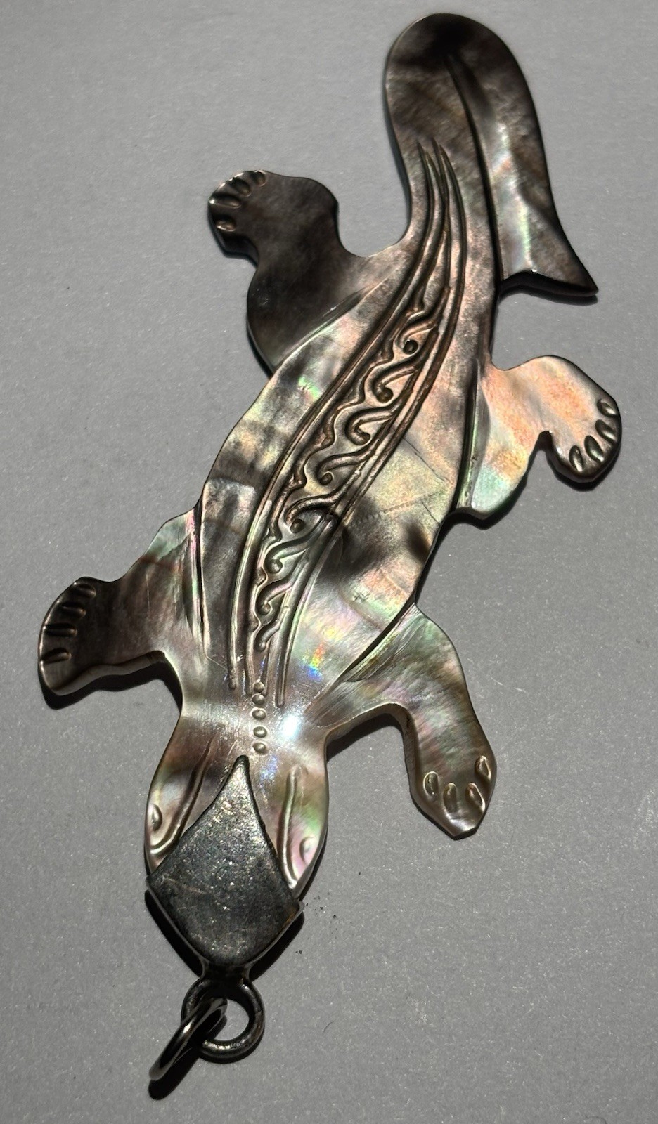 Hand Carved Pearl Shell Lizard Sculpture Pendant