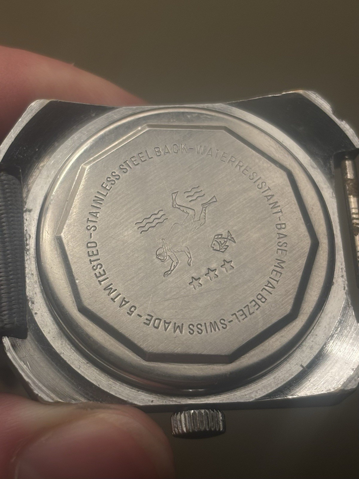 NEWPORT WORLD TIMER SWISS MADE WATCH VINTAGE 5ATM - photo 2