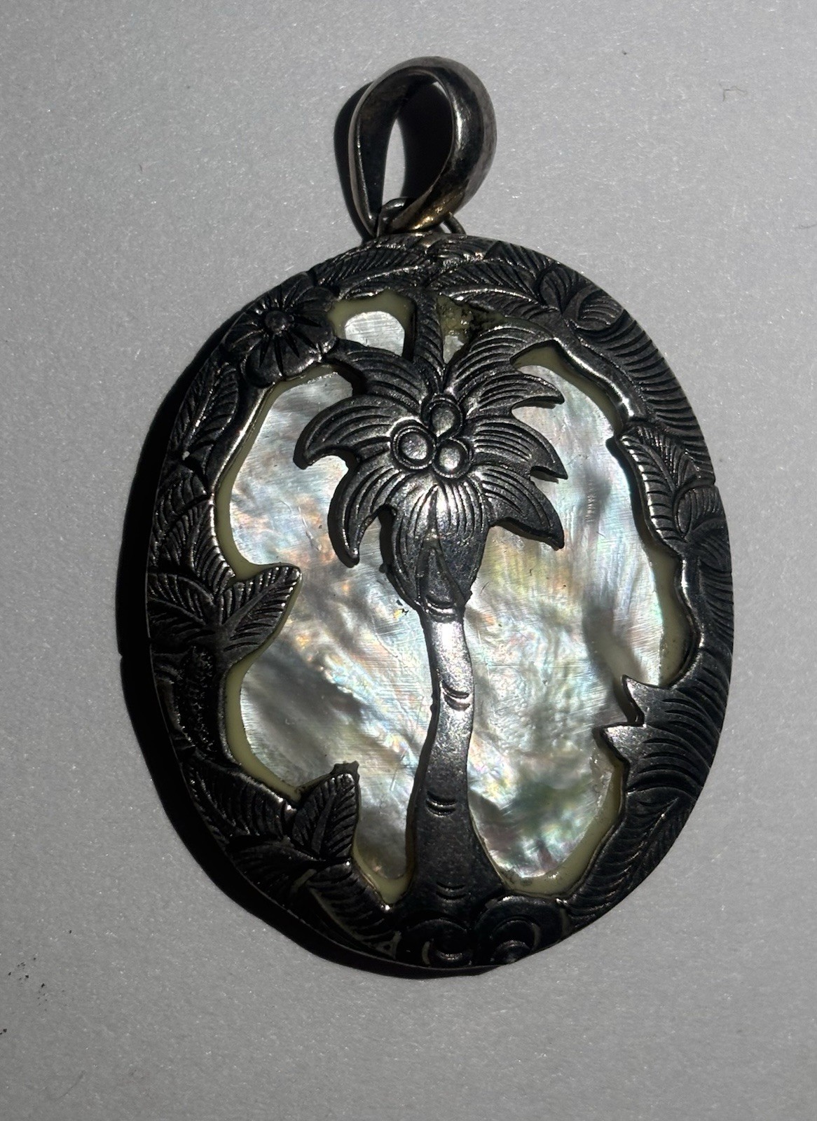 Silver Coconut Tree with Mother of Pearl Backdrop Necklace Penda