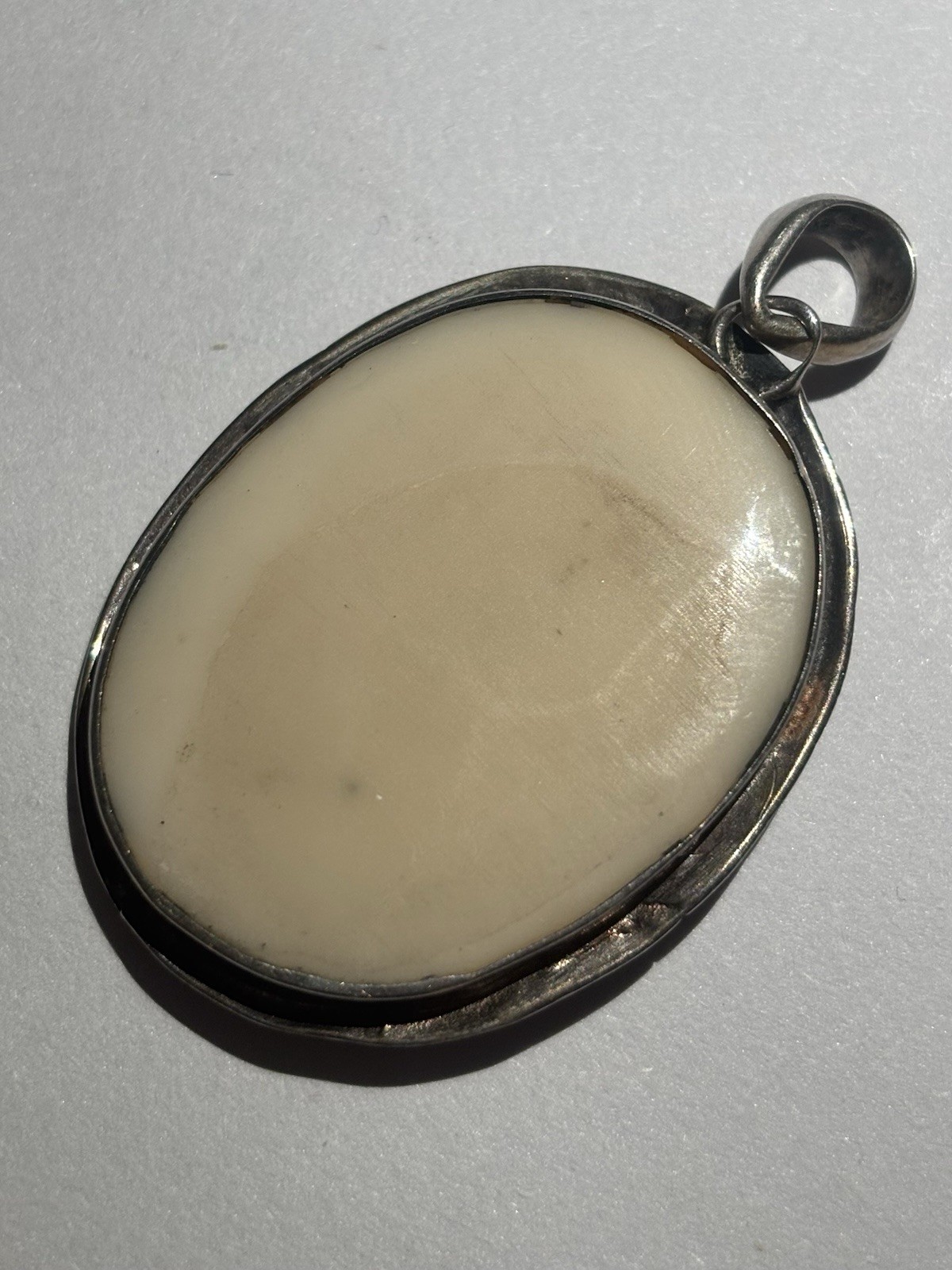 Silver Coconut Tree with Mother of Pearl Backdrop Necklace Penda - photo 4